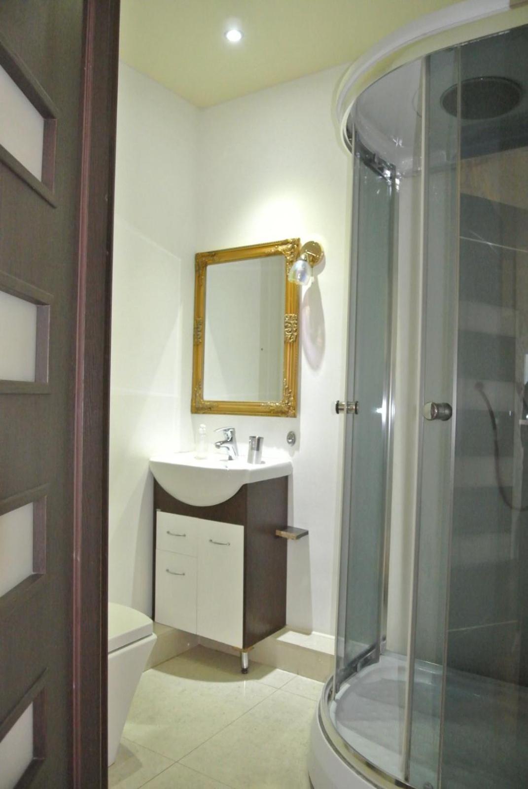 Panoramic View Apartment Poznyaky Kyiv Exterior photo